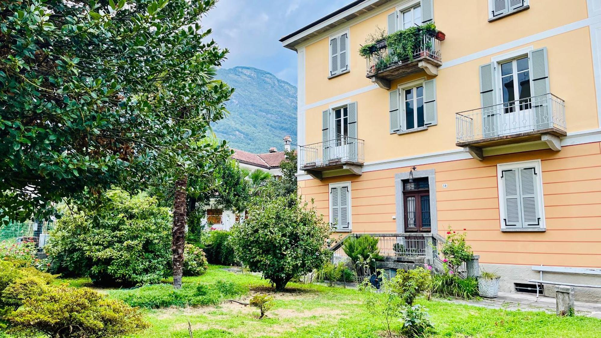 Ferienwohnung Antica Casa Storica Con Giardino Domodossola Exterior foto